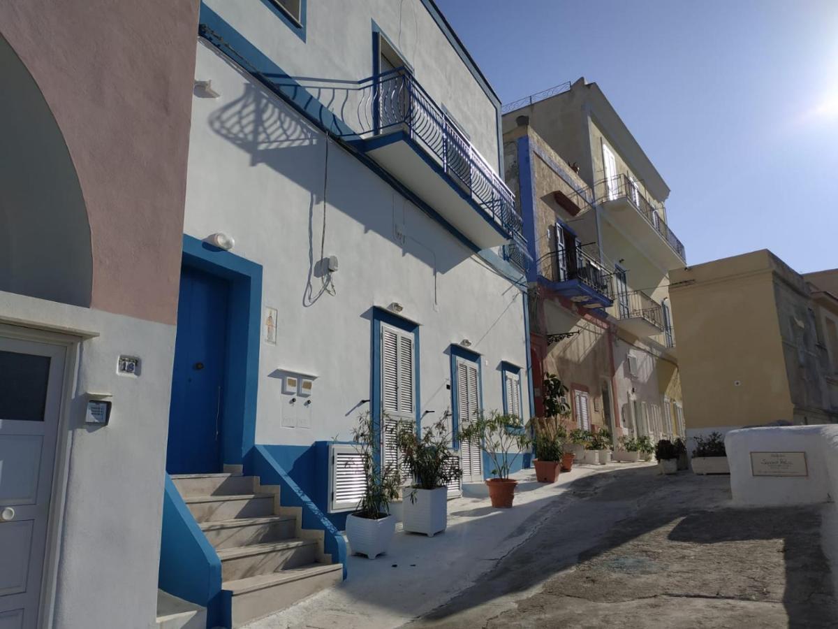 Scala Blu - Immobilevante Ponza Esterno foto