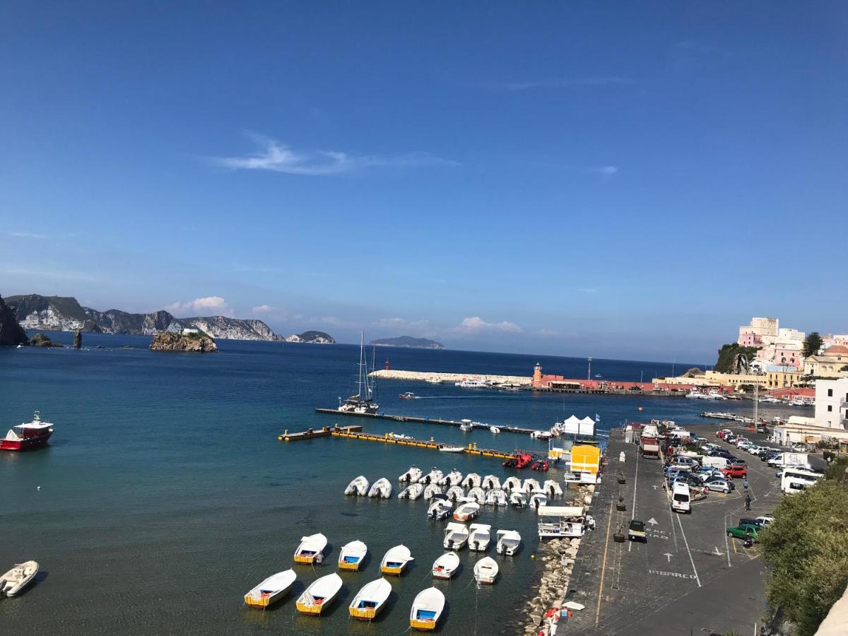 Scala Blu - Immobilevante Ponza Esterno foto