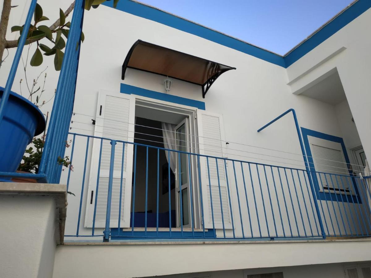 Scala Blu - Immobilevante Ponza Esterno foto