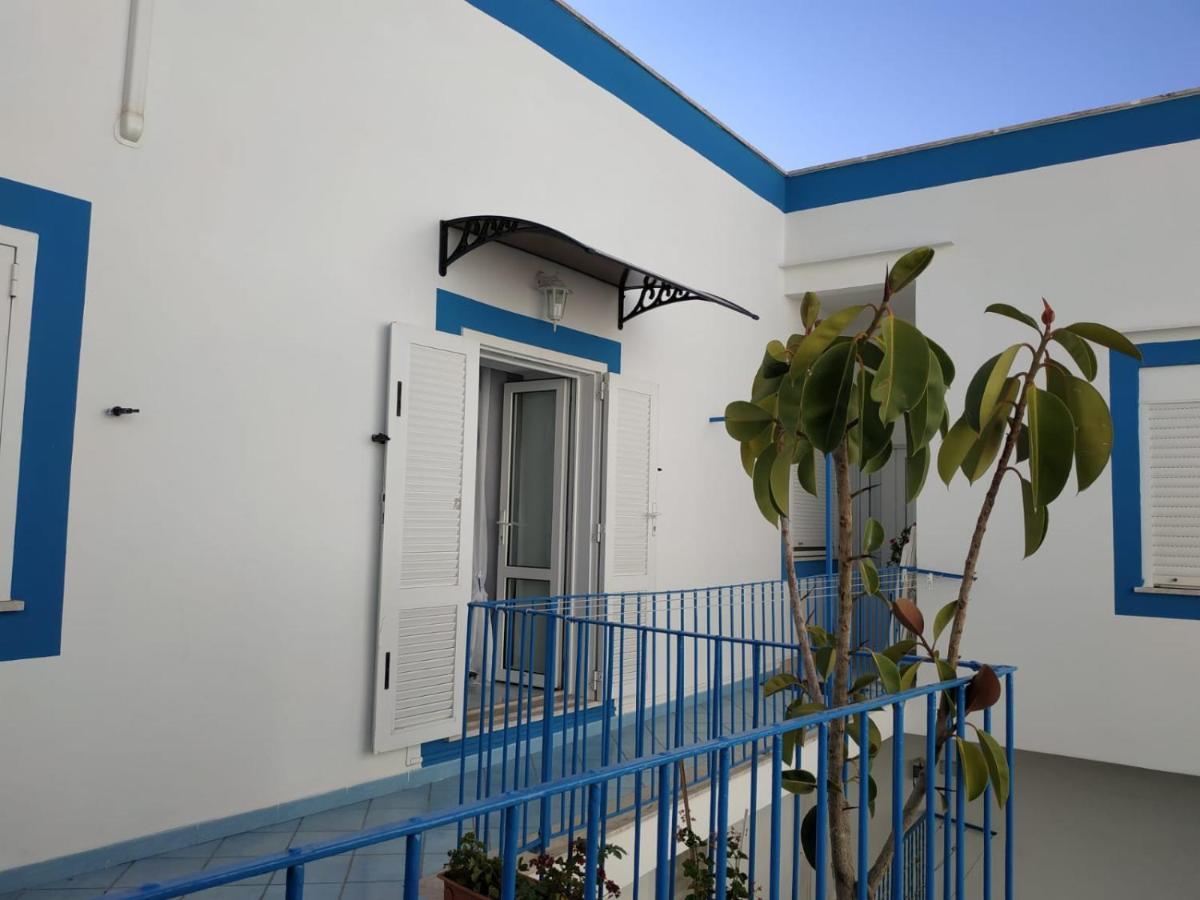 Scala Blu - Immobilevante Ponza Esterno foto